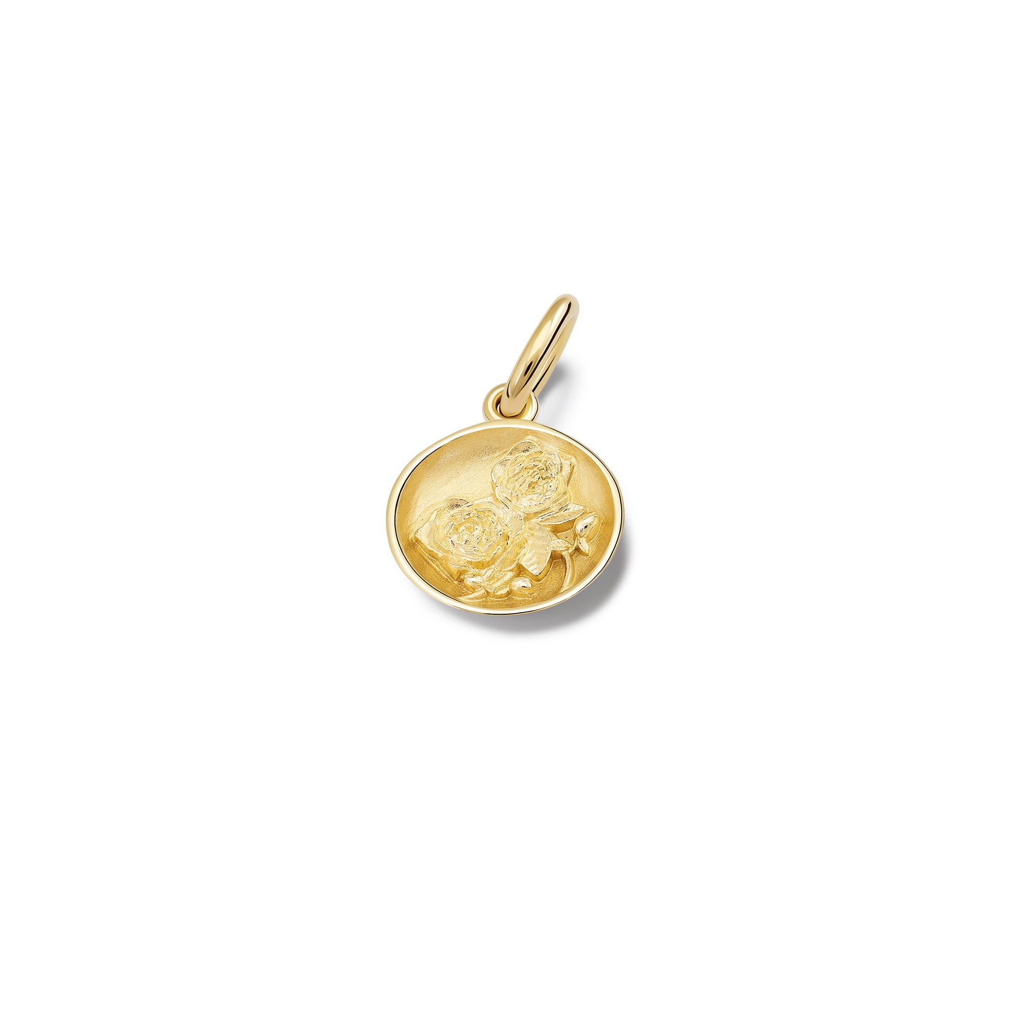 Handcrafted yellow gold necklace pendant 'en relief' with a rose.
