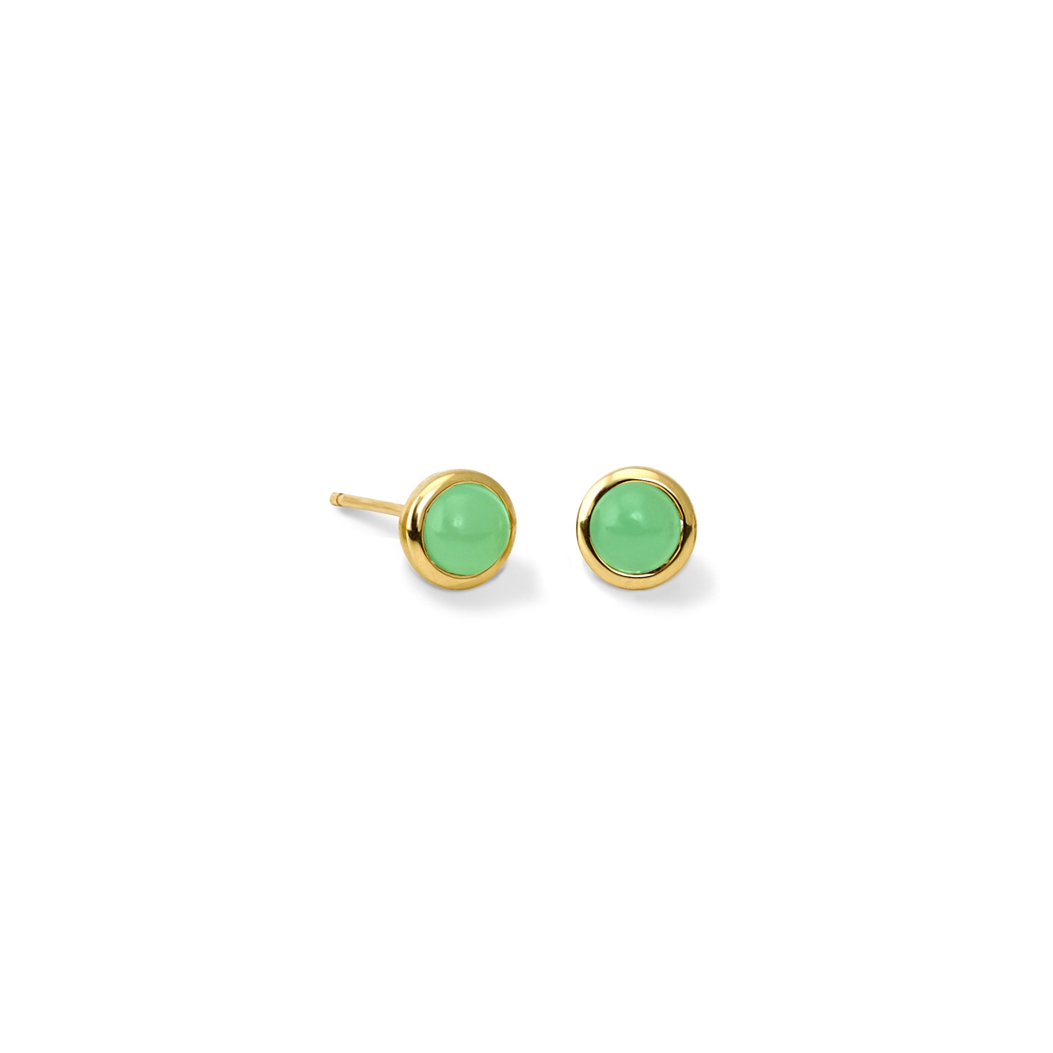 Handcrafted yellow gold stud earrings featuring round chrysoprase.