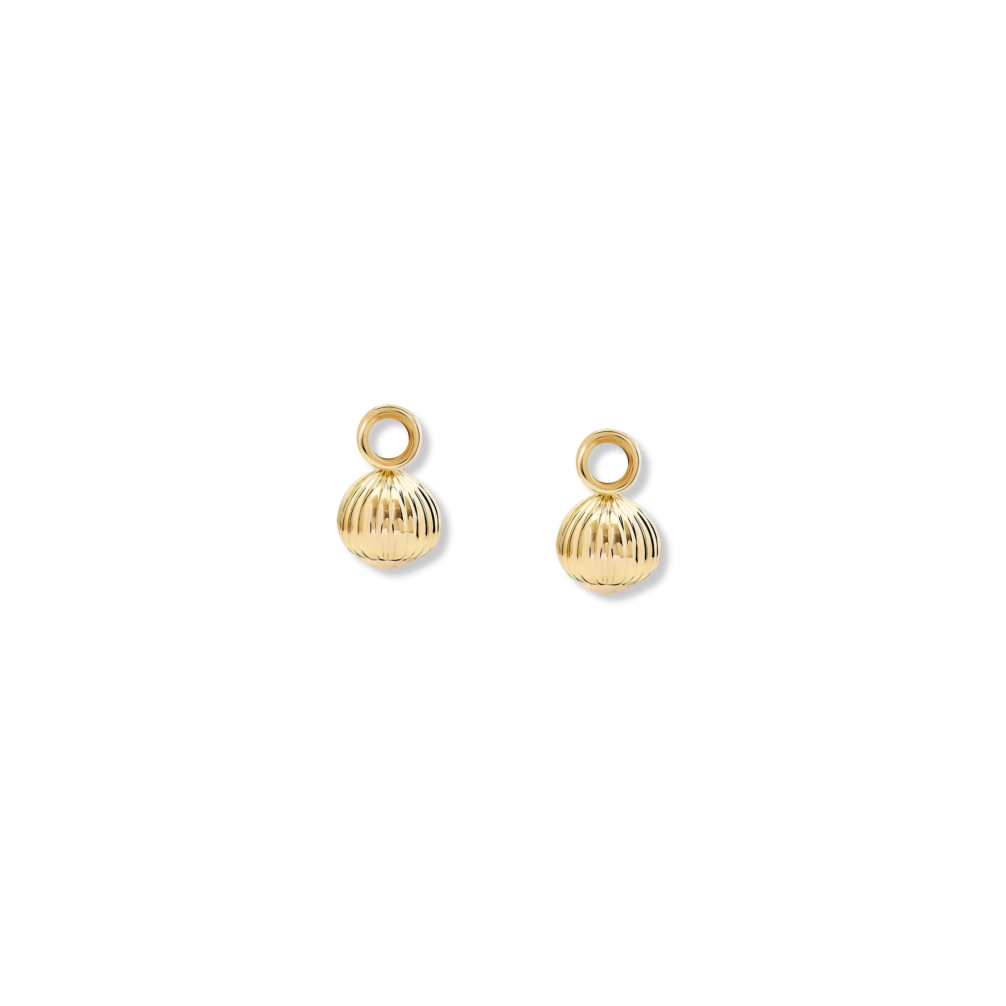 Handcrafted yellow gold earring drops with a hazelnut design. 