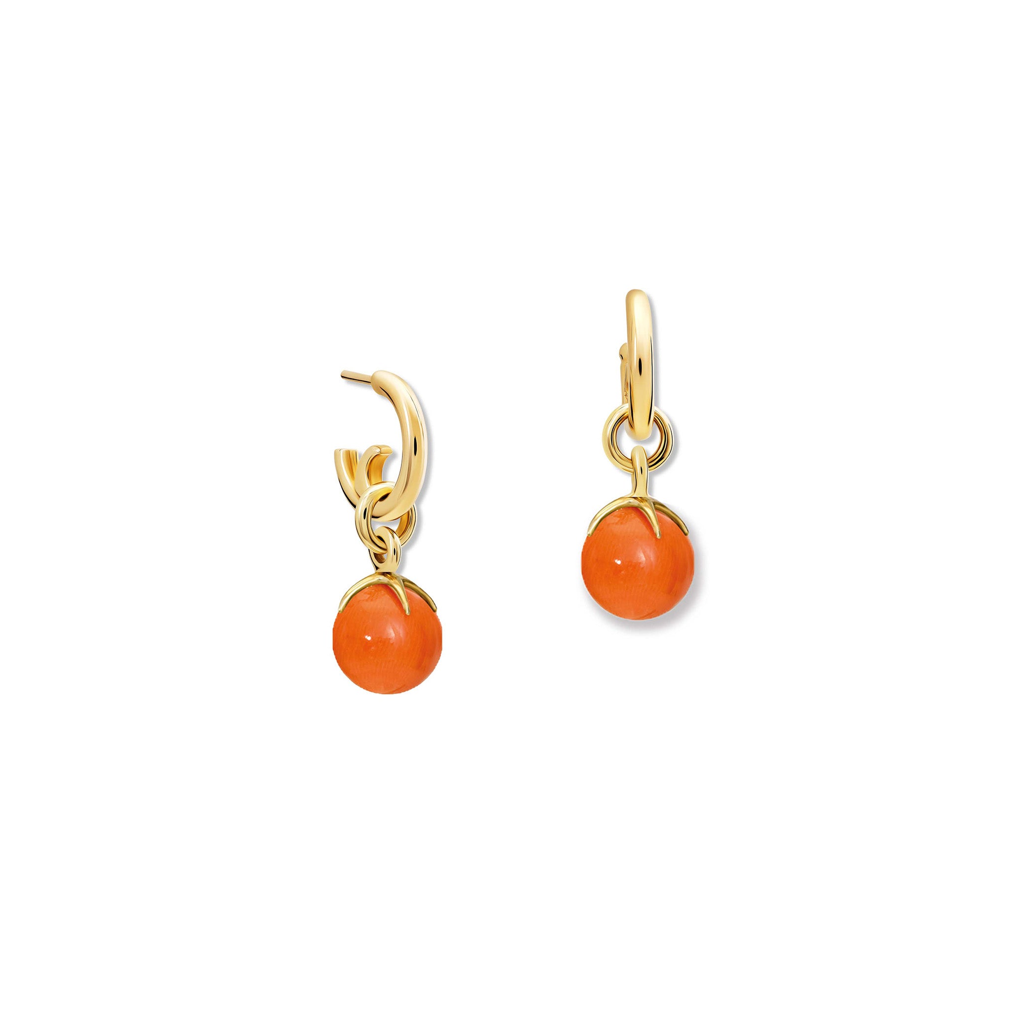 Handcrafted yellow gold earring drops with round coral beads.
