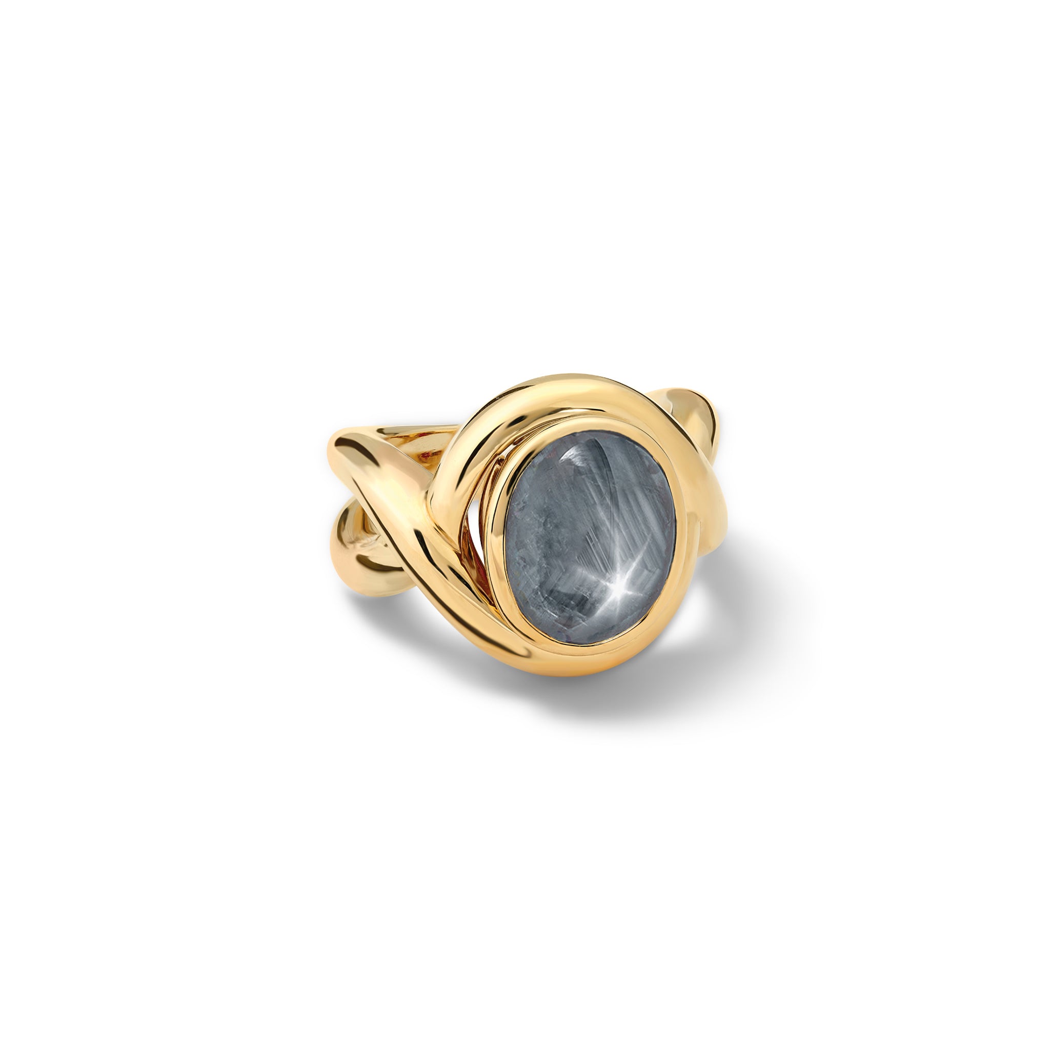 Severine Medium Ring Yellow Gold - Cabochon Star Sapphire