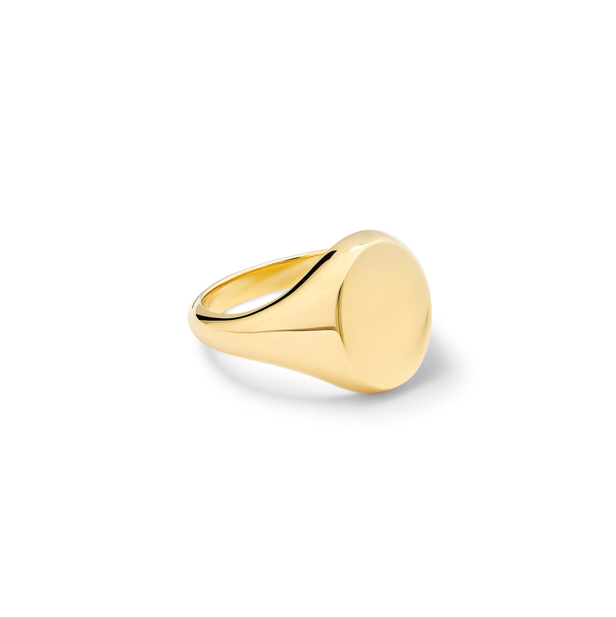 Oval Large Signet Ring Yellow Gold