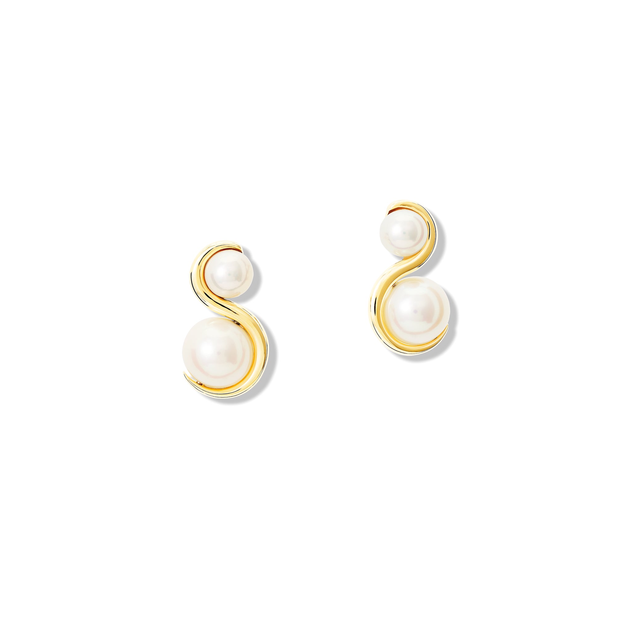 Handcrafted yellow gold earrings featuring an 's' shape linking the pearls.
