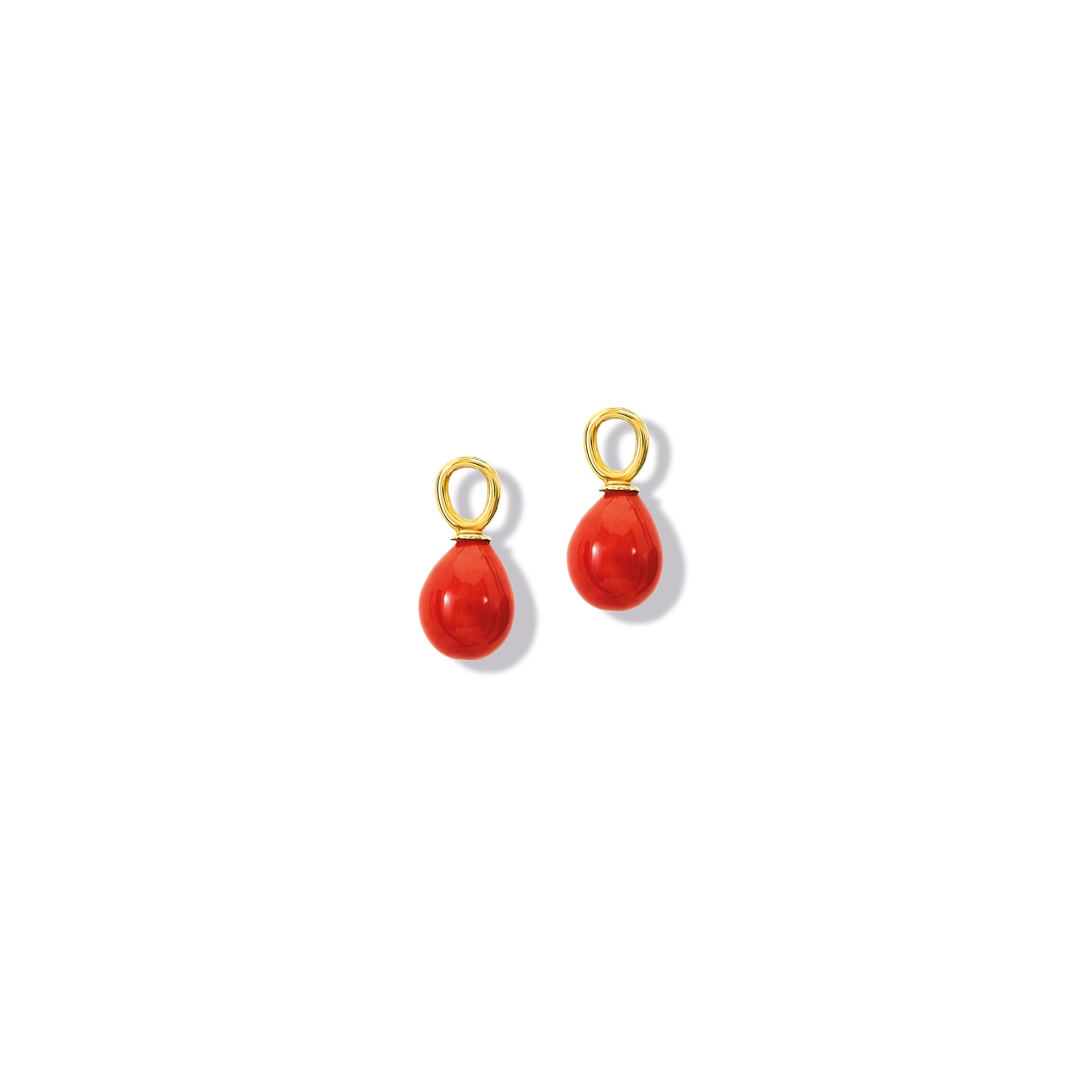 Handcrafted yellow gold earring drops with coral beads.